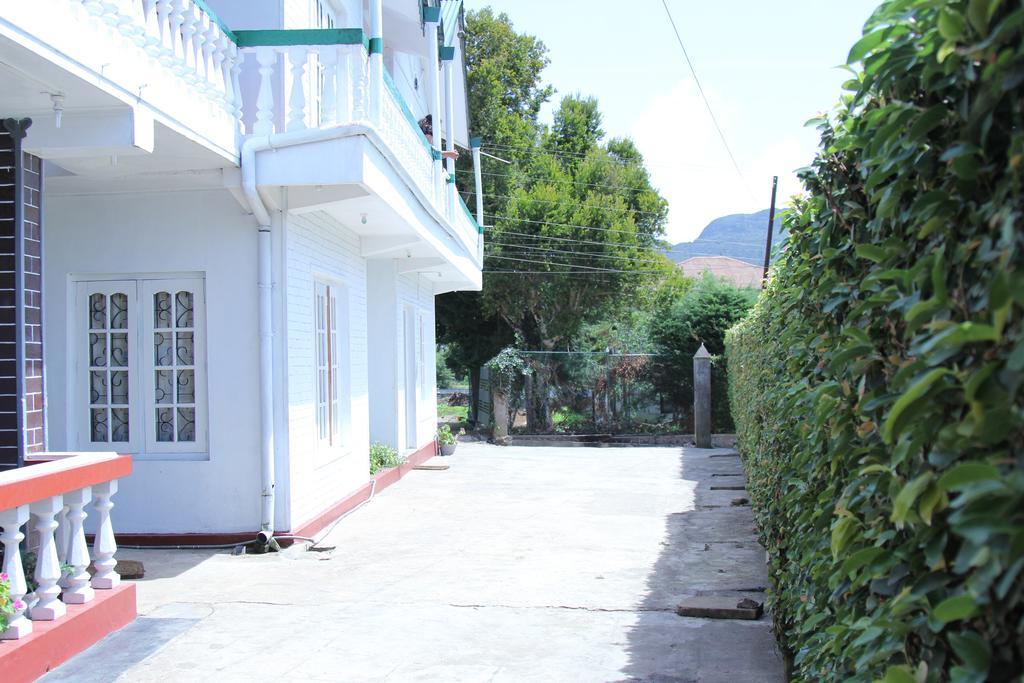 Blue Moon Hotel Nuwara Eliya Exterior foto